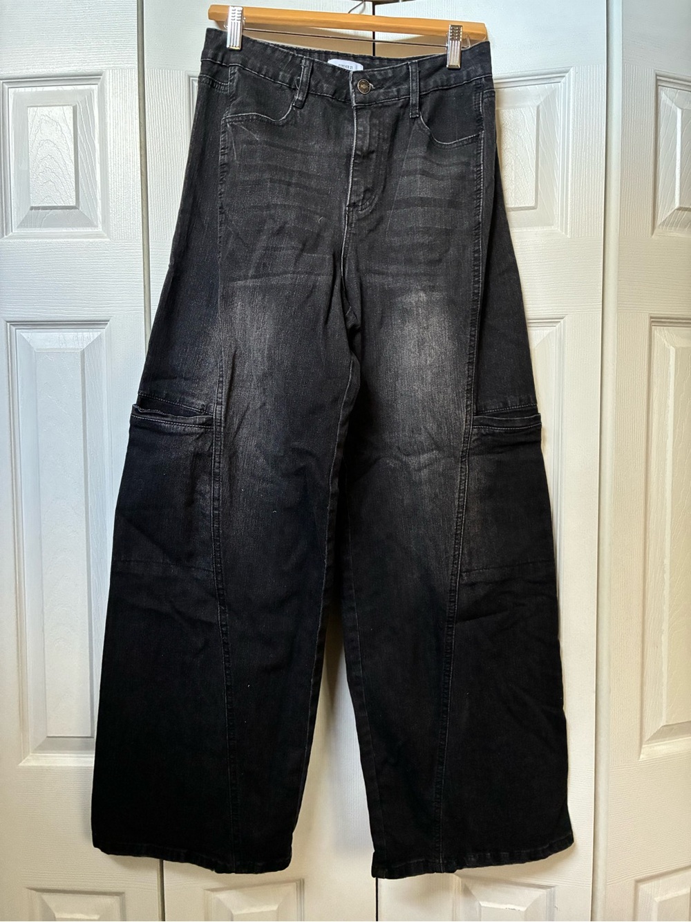 Forever 21 Wide-Leg Flare Cargo Jeans